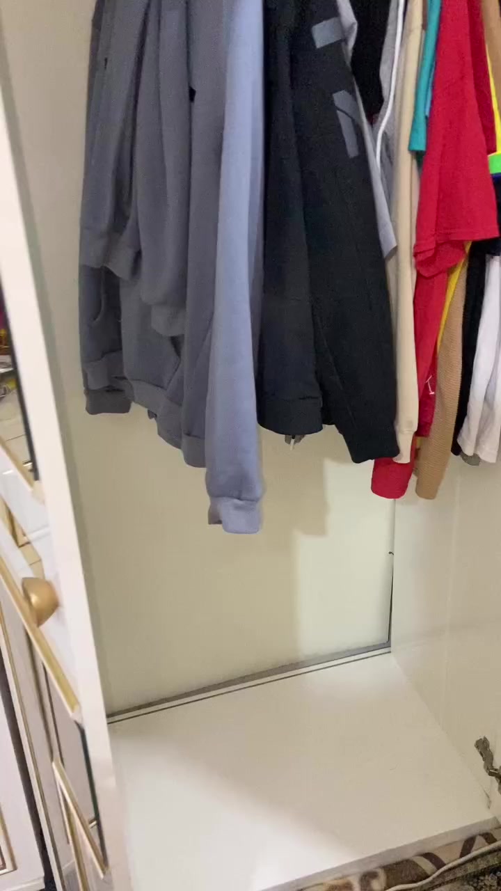 كنتور تركي ٦ بيبان ااسعر ٢٠٠ 

واتساب ***********
