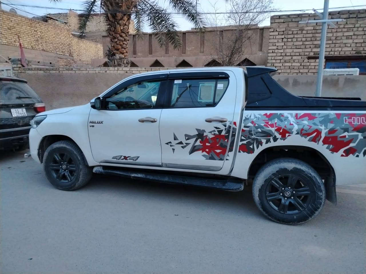 تيوتا هايلوكس
موديل 2021
لصبغ بدون حادث
لسعر 3 شدات وبيهه مجال 
***********
