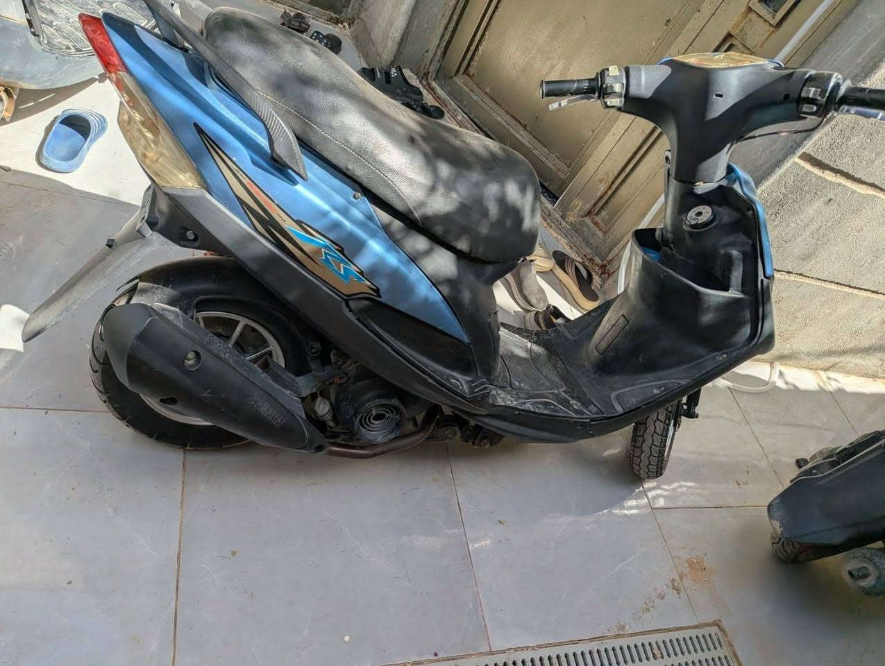 ماكس عدله دراجة اتخبل نكره سلف كامله  500 وبيه مجال شلعه ومعدل اتخبل مكان بحي عباس يم نافوره ***********
