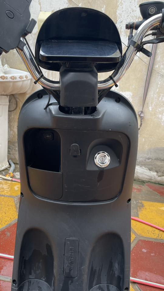 سلام عليكم دراجه شحن للبيع فقط
شركه الاريان 
دراجه 5 بطاريات جدد 
دراجه جديده 
دراجه تخبل 
سرعه حقيقيه 70
سعر 800 بيه مجال 
للاتصال ***********
مكاني بغداد مدينه الصدر
