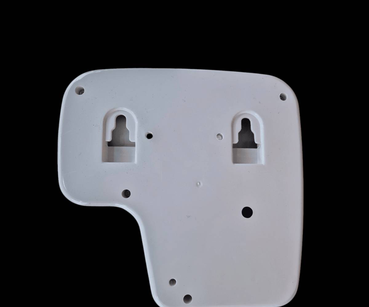 مجفف شعر للحمام ماركة اينزو

الاستخدامات:

مجفف الشعر المثبت على الحائط مناسب للاستخدام في الحمامات وغرف الفنادق،

ويعمل على تسهيل عملية تجفيف الشعر باستخدام الهواء الساخن والبارد.

المميزات:

يتميز بخاصية التشغيل والإيقاف التلقائي عند وضعه في الحامل المثبت على الحائط،

مع الحفاظ على درجة حرارة ثابتة وتصميم هادئ وتقنية متينة.

الجهاز خفيف الوزن يتميز بسهولة تركيبه دون الحاجة إلى الحفر، حيث يمكن تثبيته على الجدار باستخدام تعلّاقة لاصقة.

يناسب هذا التصميم الاستخدام في الحمامات وغرف الفنادق، مع ضمان الثبات على الأسطح المختلفة مثل البلاط والجدران وأسطح العمل، مما يوفر حلاً عمليًا وسريعًا للتثبيت.

الملاحظات:

حيث يُنصح بتجنب استخدام الجهاز بالقرب من الماء وعدم غمره في الماء. يعمل الجهاز على تيار متردد بجهد 220-240 فولت وتردد 5060 هرتز، مع قدرة تصل إلى 1600 وات.

يتميز المنتج بتصميم عالي الجودة ومتانة تجعله مناسبًا للاستخدام في البيئات ذات الرطوبة العالية مثل المطابخ والحمامات.

ابعاد المنتج:الطول 16 سم  العرض 9 سم  الارتفاع 16 سم

سلك الكهرباء 70 سم السلك الثاني للمجفف 70 سم

لم يتم ذكر صناعة المنتج السعر 25 الف التوصيل واتساب ***********