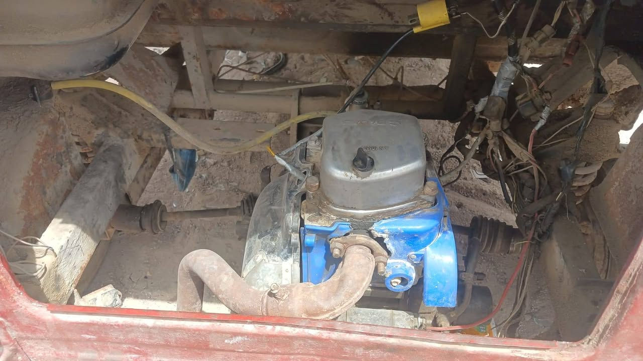 تكتك للبيع مكينه بجاج شغاله سعره 750مكاني مسيب ***********
