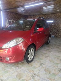 شيري A1 2010  بناتية ماشية 80 الف السياره مال بيت حلوه ونظيفة بدون صبغ...