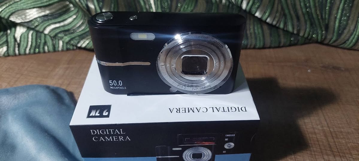 كامرة رقمية كاملة وشغال ما ناقصها اي شي ب٢٥ على أول تم


**إذا كنت صاحب هذا الإعلان وتريد حذفه لأي سبب، رجاءا أرسل رسالة إلى الدعم الفني**