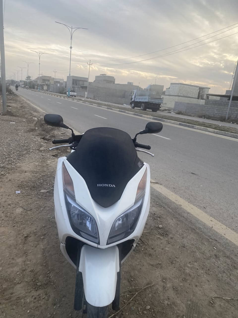 السلام عليكم او مراوس سيبي فور
0 12 دراجه نضيفه بشكل كلش 
كله شغاله خيرمن الله معدل 150
سعره مليون 700
مكاني صلاح الدين بلد سيد محمد 
***********
