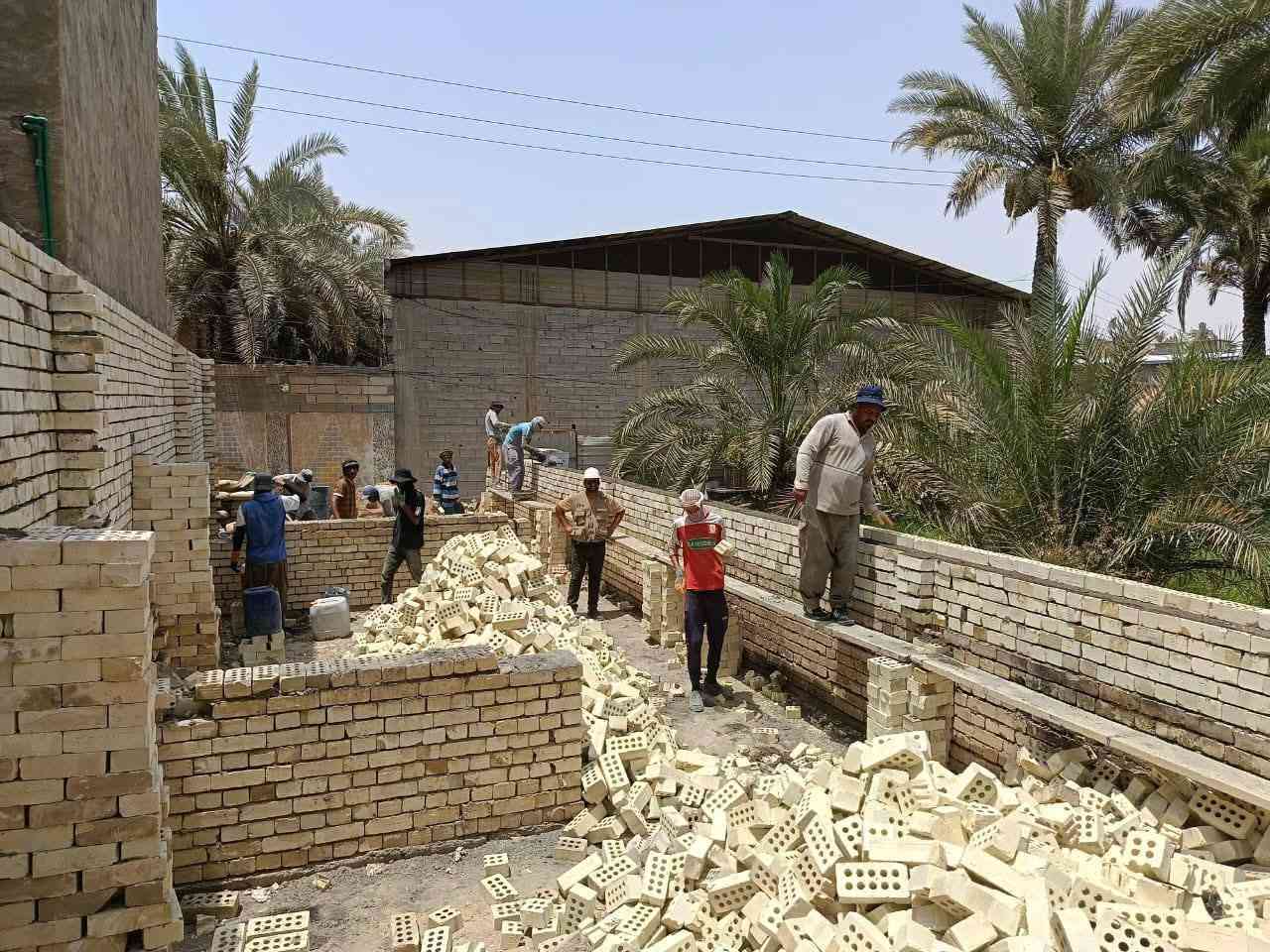 خلفه بناء في كربلاء ***********
