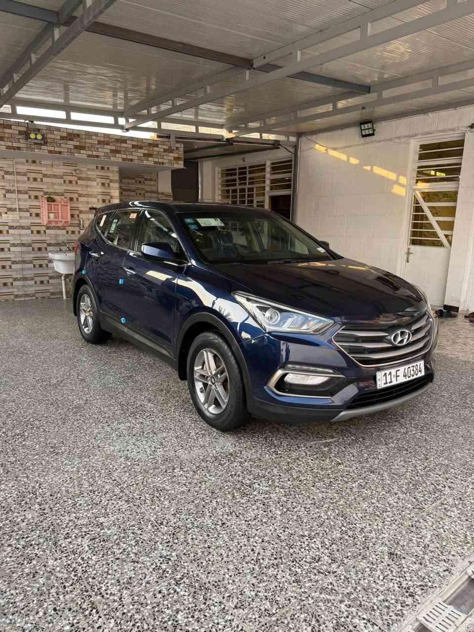 سنتافيه2018 وارد أمريكي  حادث بنيد بدون دواخل مكفول سياره مواصفات نص فول  مكينه ٤ سلندر ٢٤٠٠ مامفتوح كير جديد صدر امامي وخلفي جديد تخم تاير جديد تبريد ثلج السيارة جاهزة من كلشي اي نقص مابيهة ماشية ٩٧ الف السياره جديد
السيارة باسمي تحويل ثاني يوم رقم جديد 
العنوان بغداد حي النورين سعر147/ ورقة
 الاستفسار ***********
