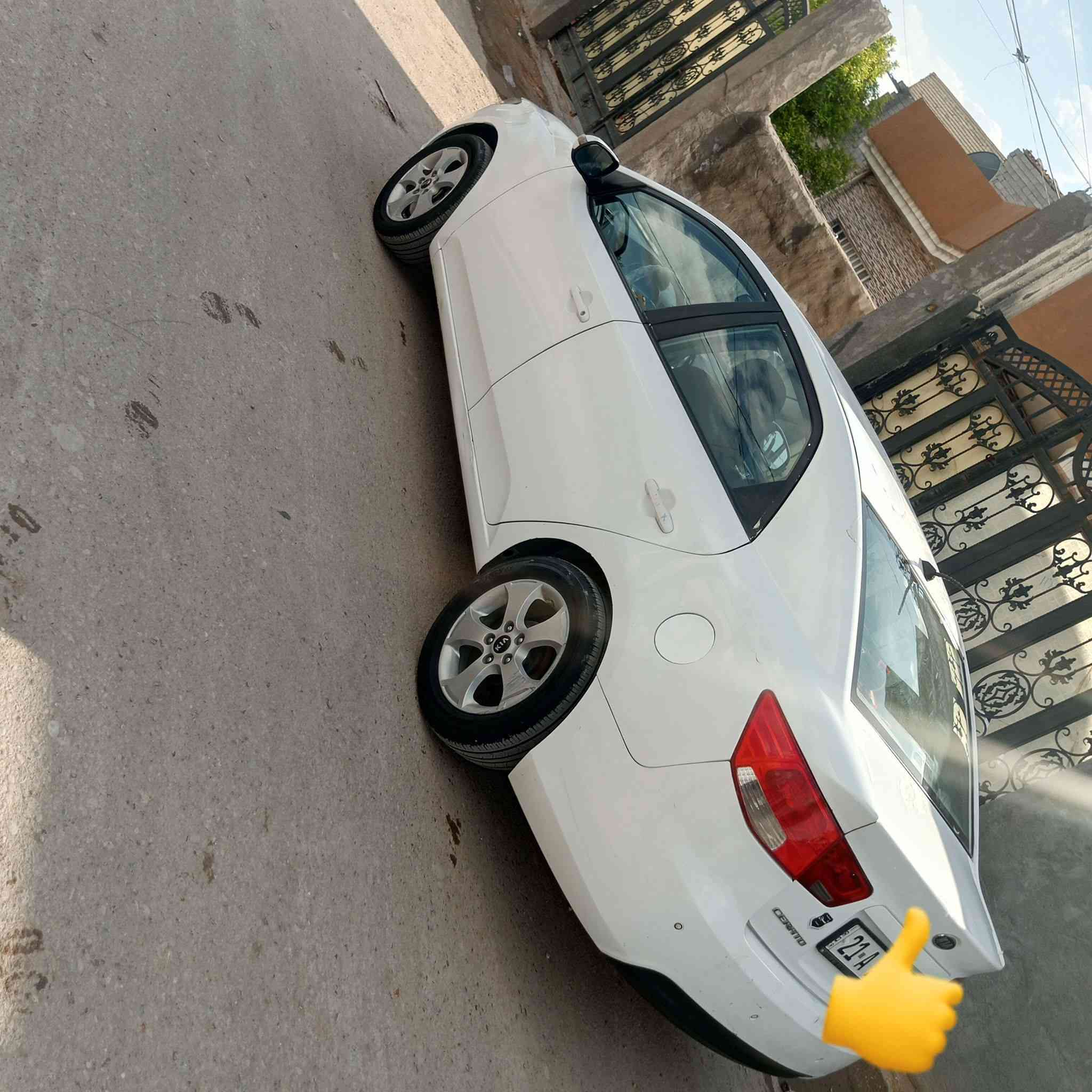 سلام عليكم كيه سيراتو موديل 2010 خليجي بيه قبق القماره امبدل من البنط سياره جديده مكينه وكير وصدر كله مكفول تبريد ثلج مكينه 1600 رقم سليمانيه بسمي ماشيه 193 سياره حلوه مال بيت صدر جديد تخم تاير كهربائيات جديده سعر 78 وبيه مجال عنوان بغداد دوره رقمي ***********
