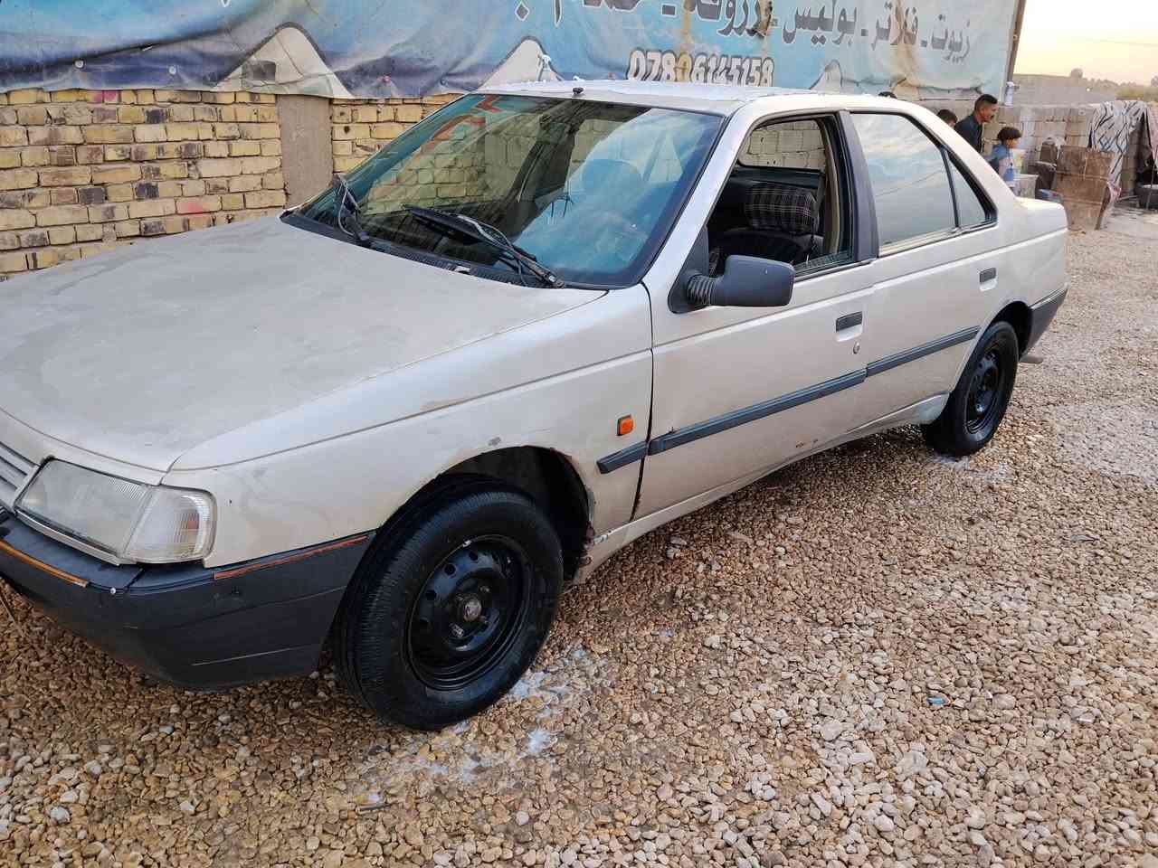 السلام عليكم بيجو روى موديل 9 رقم نجف مشروع وطني بسمي سنويه 27سياره حلوه ومرتبه كلشي بيها شغال لبيع أو مراوس ب سايبا..***********
