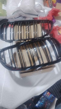 شباك أمامي BMW • F10 ٢٠١٠-٢٠١٦ • أسود لامع