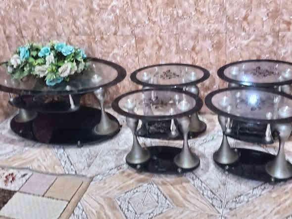 طاولات للبيع شراي يتصل على هذا الرقم*********** السعر 85
