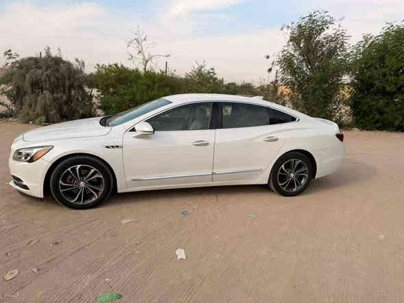 سلام عليكم البيع سياره بيوك لاكورس 2017 مريكي السعر 120 بيهه مجال
***********
