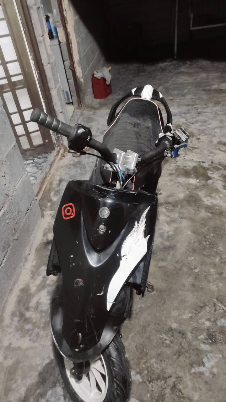 السلام عليكم ماكس لعب للبيع نظيفه وحلوه شغاله نقرا سعر 400 بها مجال حابب يشتري يدقط متواجد بس على الخط لان النت ما متواجد مكاني الشهداء الصقلاويه***********
