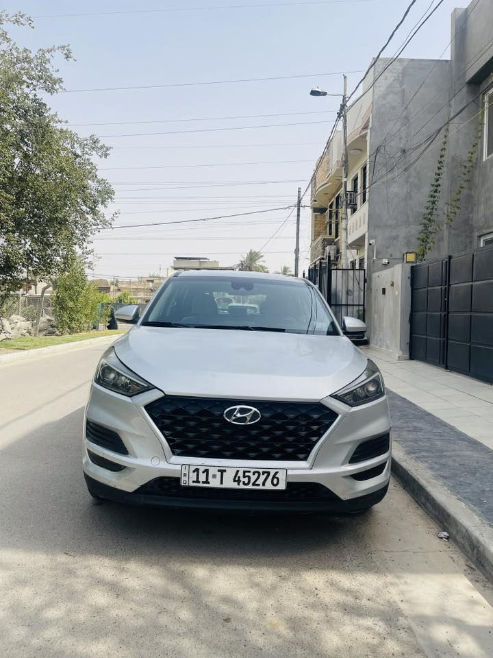 السلام عليكم / من رخصت الادمن🤍🇰🇷
للبيع فقط بدون مراوس 
توسان 2019 رقم بغداد  الدولي تحويل مباشر 🤍🇰🇷
ماشيه 57 . 4 قطع صبغ بدون ايرباك 
مكينه حجم 2000 مامفتوحه كير مكفول 
المواصفات : شاشة كبيرة / كامرة دوارة / رادار اوتو بريك / رادار تعديل مسار / هندبريك دكمة / مود درايف / اوتو هولد / / كروس سرعة / تحكم ستيرن / مانع انزلاق / بلوتوث / اواكس / USB
السعر145  مجال بسيط مكاني بغداد 
***********
