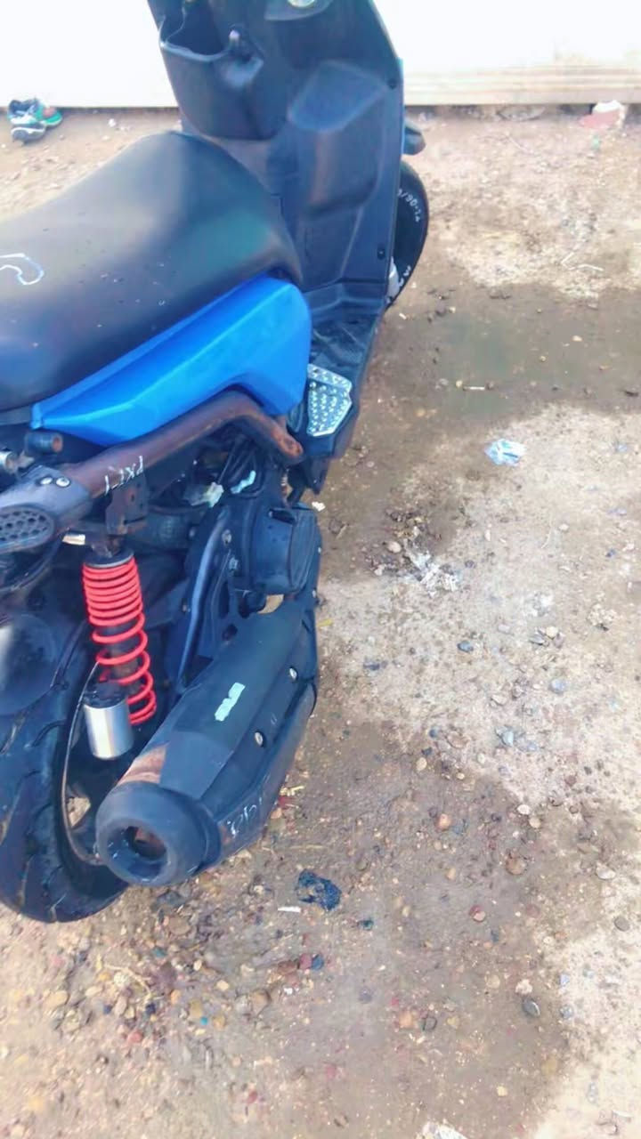 سلام عليكم سكنس جبلي الدراجة خير من اللة مكينة كفالة  نقوصات مبينة بصورة ***********  تصل
