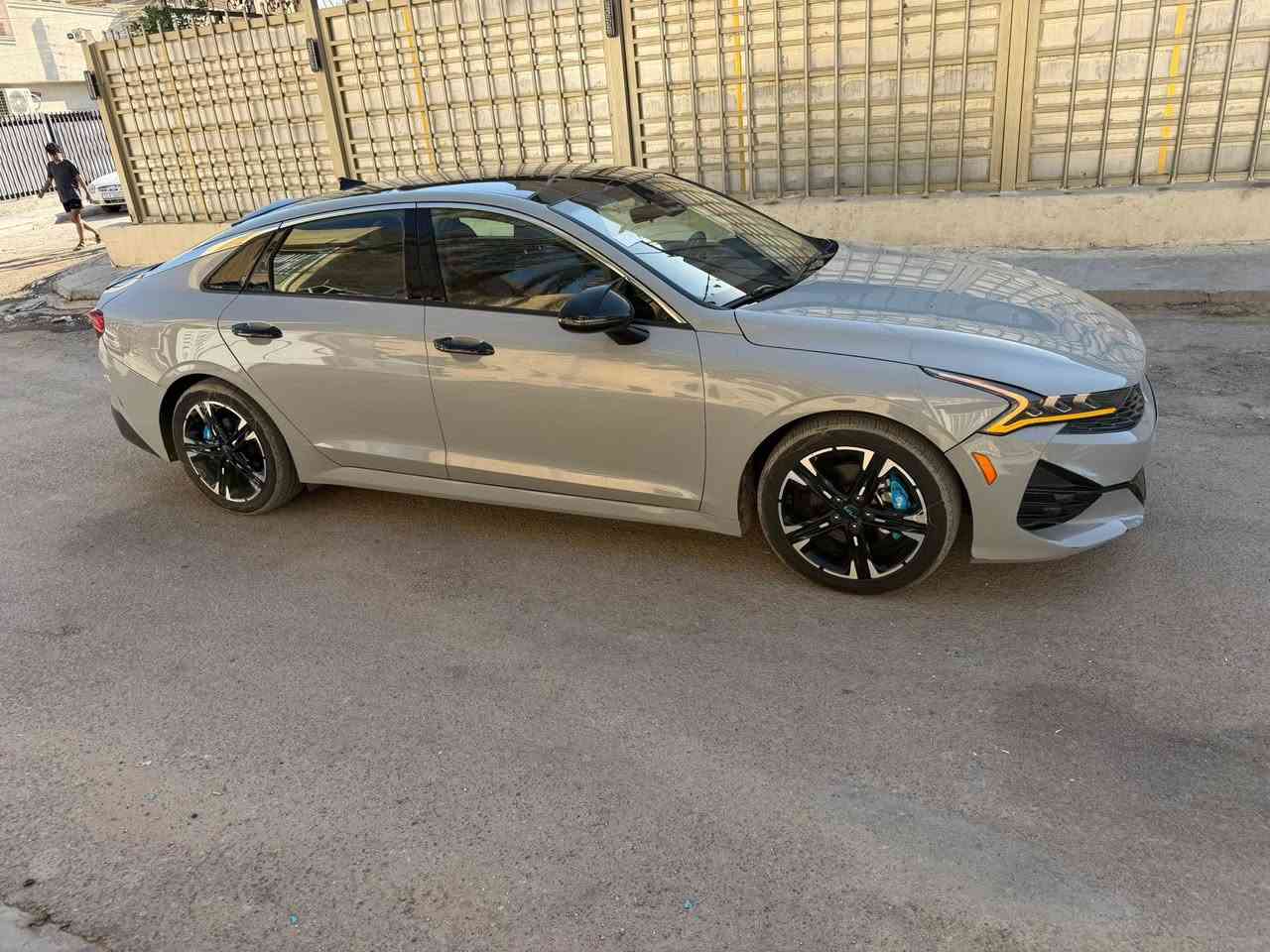 كيا كي 5 جي تي لاين 23 حادث بالمنشور صبغ جاملغ وبنيد قبق جنطة تبديل نفس اللون تصليح درجة اولى ماشية 27 السعر 148 
مكان السيارة بغداد ***********
