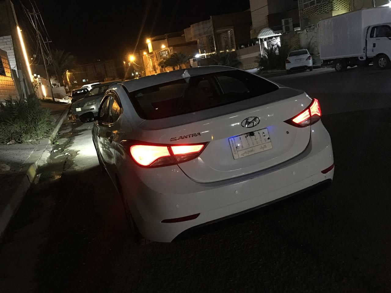 السلام عليكم
سيارة هونداي النتره خليجي
مديل 2014 شكل 2015
فتحه بالقماره.
تحكمات ستيرن جهتين .
اشاير بالمري.
شاشه أندرويد كبيره.
حساسات خلفيه.
ويل 16 المرغوب مو 15.
سنويه جديده رقم جديد دولي 
رقم نجف بسمي
مكينه 1800 دوش المرغوب
سياره مكفوله من الحادث فقط باردات وكرت بالجاملغ الأمامي مقدار اقل شبر مكان نجف حي السلام
سعر 128 ورقه 
*********** ابو شمس
