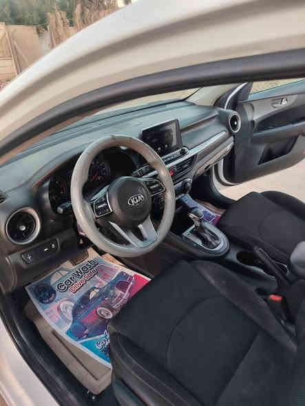 سلام عليكم البيع كياء فورتي موديل 2019 وارد امريكي حادث موظح بل صور رقم بغداد الدولي بسمي تحويل مباشر حزه سنويه جديده تخم تاير سياره جاهزه مابيه نقص بيه تلث قطع مبدلات بدون دواخل لاشاصي ولا لغد حداديه جديدة مكاني بغداد حي النصر السعر ١٢٢ وبيها مجال اللتصال ***********
