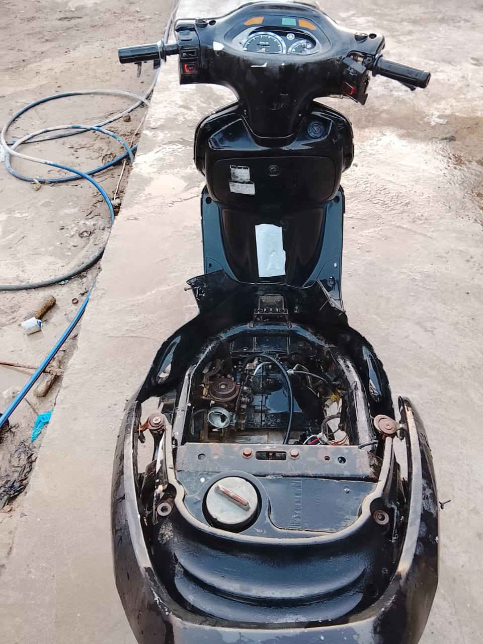 السلام عليكم دراجه جولفين للبيع سعر 150 بيها مجال اتصال على الرقم الموبايل ***********
