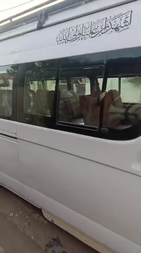 ٢٠١٢ للبيع 
منظومة غاز 
تبريد
بدون صبغ
تحويل بالاسم
رقم كربلاء
مكانها كوت
جاهزة من كل النواحي و١٨ راكب
‏***********
