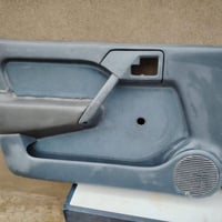 بطاين فكتره للبيع مال كصه جديد لون ازرق  بس جلد خفيف جان مشلع صلحتو اس...