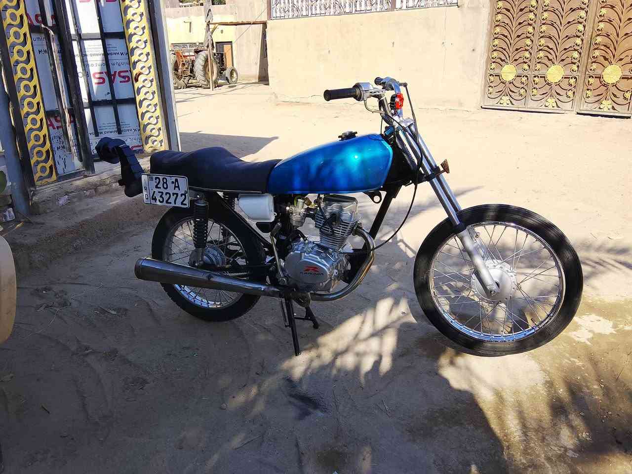 دراجه رقم وسنويه بسمي دراجه شاصي 21  وتعمير 25 (بيع او مراوس بدراجه أوراق كامله)
السعر 1200 وبيهه مجال مكاني نجف عباسيه 

***********
