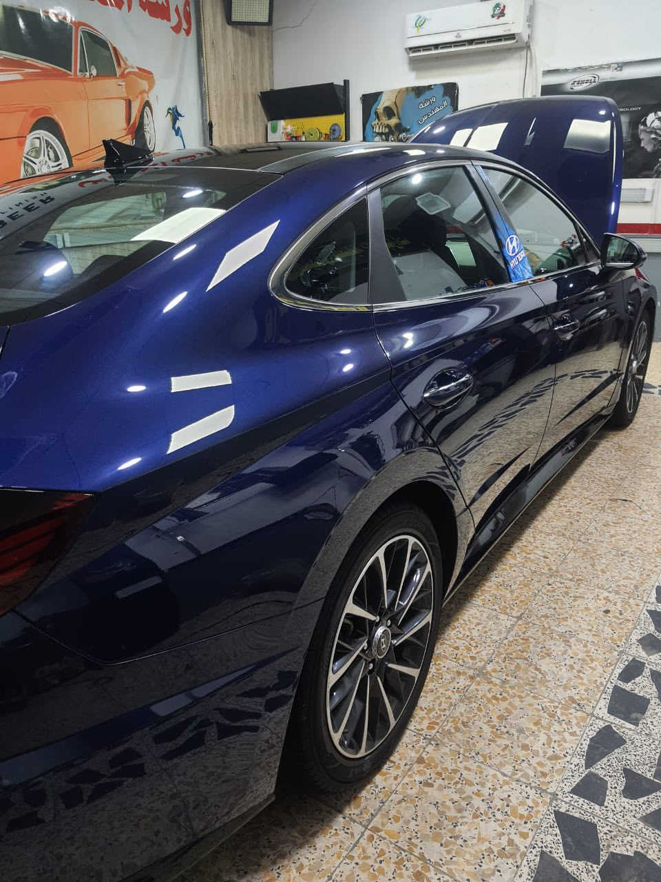 للبيع فقط

هيونداي سوناتا 2022 لمتد 1.6 تيربو  فول الفول

Hyundai Sonata 2022 Limited 1.6T
شاصي : 5NPEH4J21NH146911
ماشية 90 الف km

رقم بصرة معوقين بأسم والدي 

حادثها جاملغ امامي ايمن + بنيد نفسهن مصلحات 

مع وجود بعض الملاحضات 

السعر : 170 ورقة 

العنوان : البصرة / القبلة 

للاستفسار: ***********

المواصفات 

1- رادار امامي (مانع تصادم)

2- لايتات 4 عدسات بجم LED

3- حساسات امامية

4- كاميرات 360

 ( العدادات تفتح كاميرا عند فتح الاشارة )

5- بانوراما

6- نقطة عمياء ( مراية كهرباء )

7- دخول ذكي ( بصمة )

8- اناره ترحيب عند الاقتراب

 من السياره

9- حساسات خلفية

10- رادار خلفي

11- ويل قياس 18

 ( تايرات طخم جديد )

12- الصندوق ذكي

 (يفتح عند الاقتراب)

13- خزن ميموري سائق

ا14- head up display

 ( عرض المعلومات على الزجاج الامامي )

15- داخل LED 

( انارة محيطية متغيرة )

16- داخل جلد

17- تبريد مقاعد + تدفئة مقاعد

  تدفئة مقود

18- مقاعد الامامية كهرباء بالكامل

19- كير بيانو

20- تبريد بيانو

21- كيجات ديجيتل

22- شاشة كبيرة 

ا( Apple car play + Android Auto )

23- اوتو بارك

 ( تقديم و رجوع السيارة عن طريق المفتاح )

24- سستم صوت BOSS

 (سماعه 12)

25- تبريد قطعتين

26- اوتو هولد

27- هاند بريك بصمة

28- انارة داخلة LED 

(تتغير عن طريق الشاشة الى 200 لون)

29- تحكم مقود كامل

30- تحديد مسار

31- تثبيت مقود

32- شفتات مقود

33- وضعيات قيادة ( Sport + Normal + Smart )

34- شاحن لاسلكي
