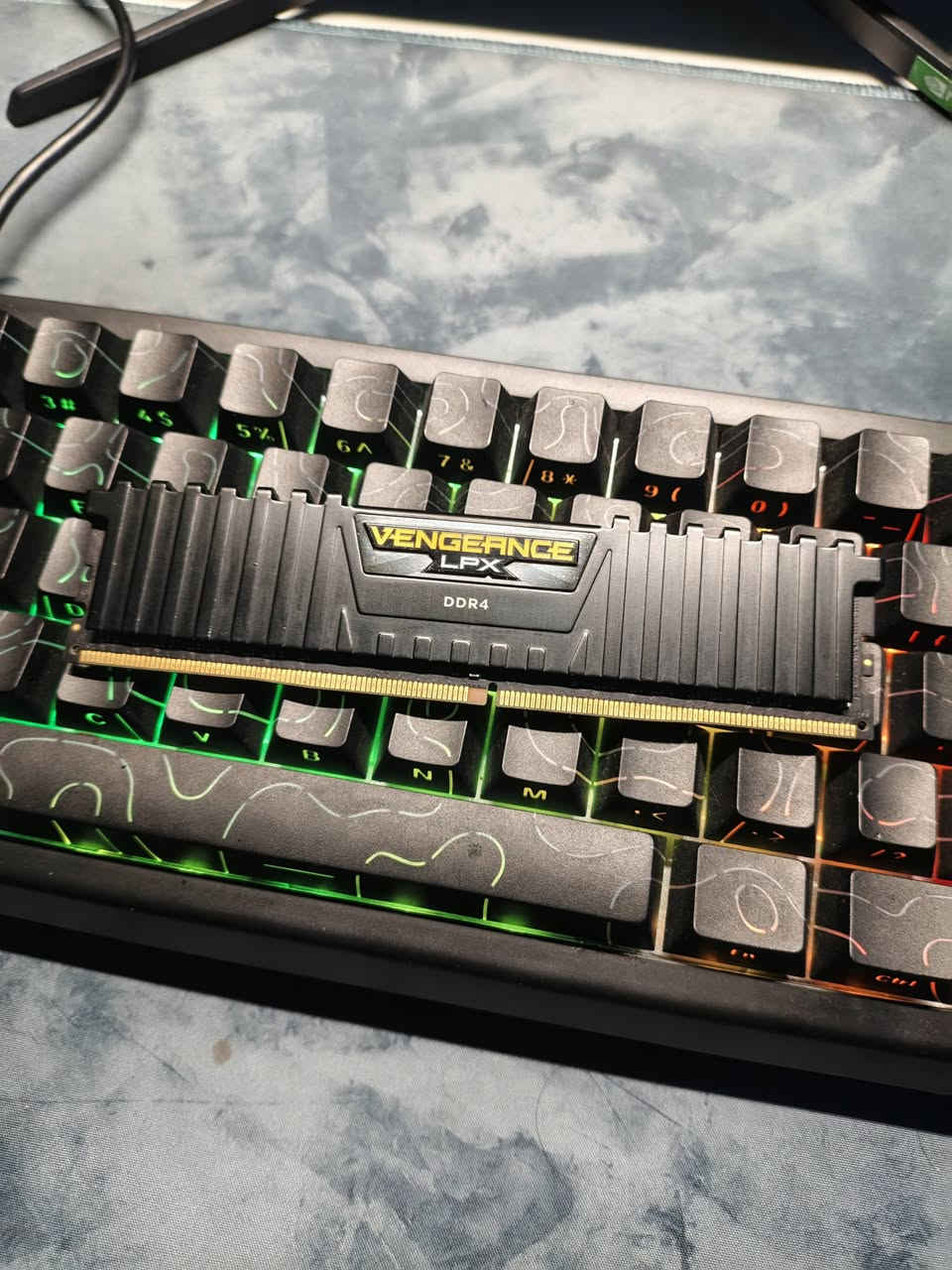 سلام عليكم 8 ddr4تردد3200للبيع


**إذا كنت صاحب هذا الإعلان وتريد حذفه لأي سبب، رجاءا أرسل رسالة إلى الدعم الفني**