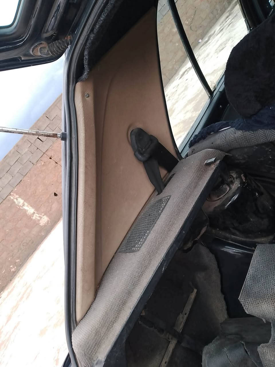 السلام عليكم ورحمة لبيع كولف موديل 90 شرط تحويل رقم كركوك عظم أ سيارة وضع شركه سعر 20 رقم هاتف ***********
