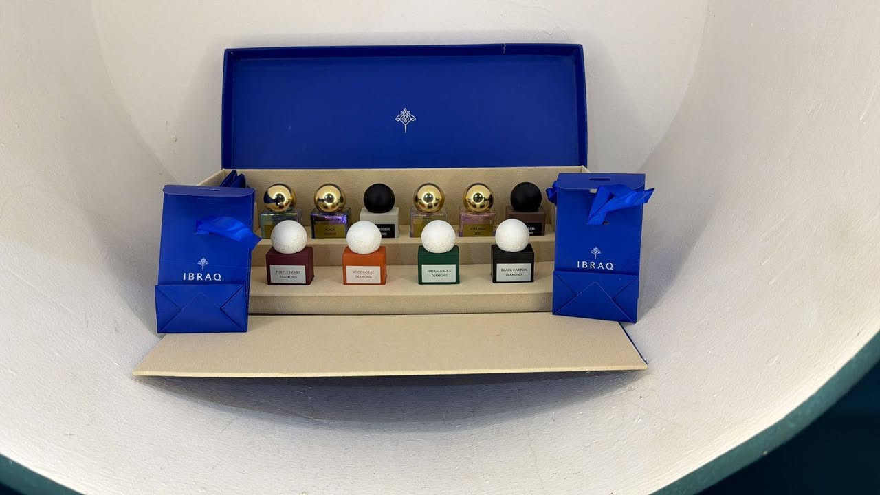 السلام عليكم عطور ثباتيه مركزه يجيك بكج كامل مع التوصيل سعره ٣٥ ألف ثباتيه ٤٨ ساعه عطور جدا راقيه وماركه إبراهيم القريشي معروف بعد وعليهن عرض فتره محدوده وأسعار جدا مناسبه مع لتوصيل لتواصل واتساب ***********
