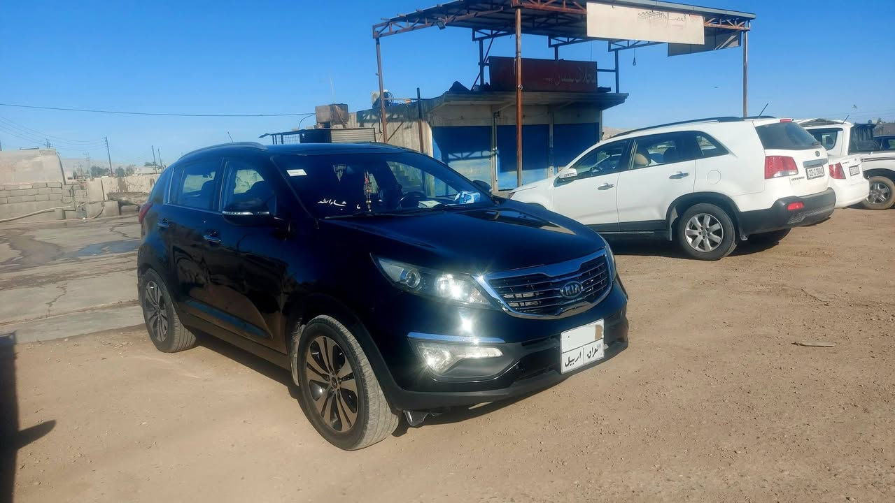 سلام عليكم كيا سبورتج 2011 بنوراما خليجي كير محرك شرط محرك دوش تايرات جديد تخم جديدراديتر تبريد جديد السعر  102 /*********** بس بيع بدون مراوس
