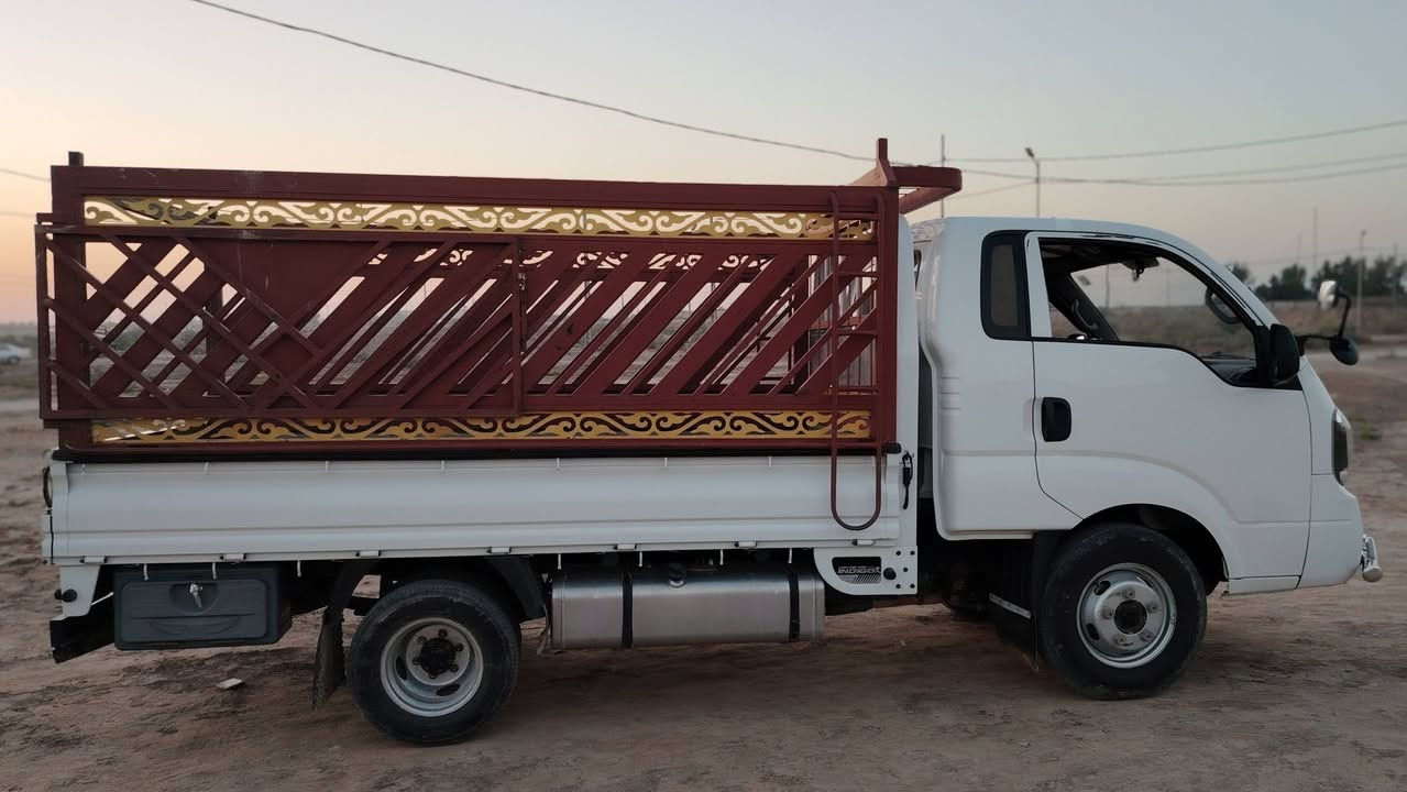 السلام عليكم 
كيا فحل موديل 2023 محور ويل 14 تانكي 120لتر فافون حداديه تخم تاير تركي واقيات تسكام السياره جاهزه اخر حبايه السعر 165 وبيه مجال حك الجيه 
***********

