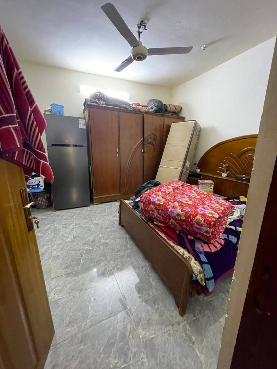 للبيع بيت 🏡 طابو صرف فى #الشرطه_الخامسة قرب أسواق الاميره #مساحته٥٠م واقع حال ٦٠ واجهه سته يحتوي على #غرفتين_نوم 😴 وصاله ومطبخ وخدمات #عدد_اثنين عرض الشارع ١٥م للإستفسار الاتصال على الرقم 
***********
#الجميع
