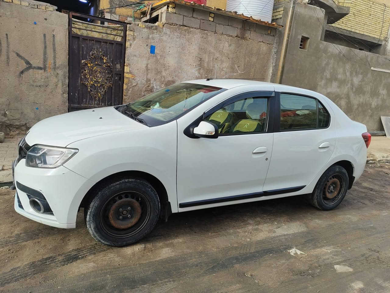 سلام عليكم من رخصت الدمن سياره
رينو سنبل موديل 22 اقصاد بعد شنه وستشهر اصير حره

مكفوله من كلشي رقم نجف اسياره بل بصره هاذ

*********** راعي السياره اني مكلف بل نشر
