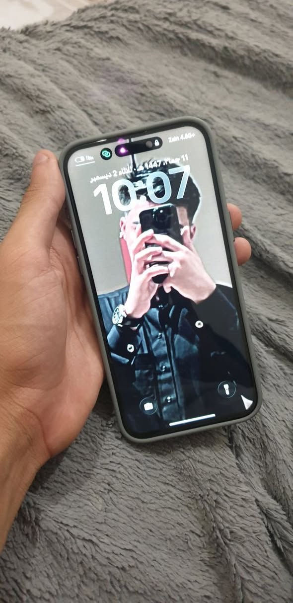 ايفون 15 برو ماكس
لون تيتانيوم 
ذاكره 256 
بطاريه 91 
نضيف كلش فقط مبدل بي شاشه نوعيه زينه شخط مابي استعمال قليل 
للبيع او مراوس ب اعلى وانطي فرق 
السعر 790 وبي مجال 
مكاني بغداد
***********
