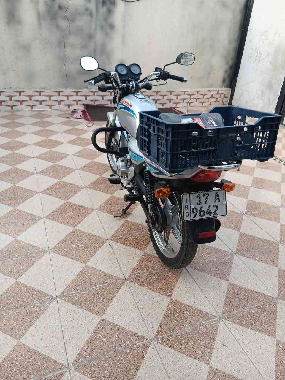 عندي دراجه دايوان عظم مرقم بسمي مداور ثاني يوم بيهه الكور وبستم مافتوح دراجه لاتنقص ولاتبخر شرط دراجه خير من الله مديل 2022  رقم الهاتف *********** دراجه رقم مثنى
