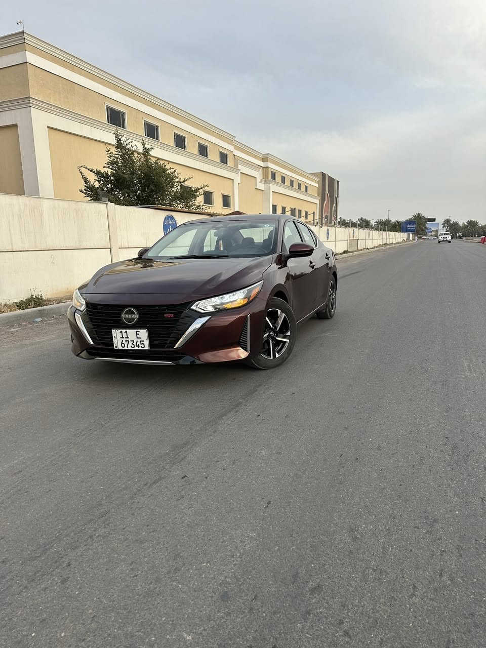 Nissan Sentra2025

للبيع 

نيسان سنترا 2025

السعر148 ورقه سعر مناسب جداً 
وبل عافيه عل ياخذه 

عداد المسافه 10ميل فقط يعني زير 

 وارد : امريكي صبغ نصف بنيد  فقط مكفوله من الشواصي والدواخل

 ‎محرك  2000 دوش المرغوب 

‎بصمة تشغيل + البوب بصمة 

‎تشغيل عن بعد

‎حساس امامي خافي جانبي

انطفاء وتشغيل ذاتي بل ازدحام

‎مانع تصادم خلفي امامي

‎نظام تنبيه الخروج عن المسار

‎قيادة آليه 

‎تحديد مسار

‎لايت زينون عالي ناصي

‎تبريد بيانو

‎انضمة قيادة ( Sport ، Eco )

‎فول تحكم استيرن يمين يسار 

‎مراية تعتيم 

‎هزار الخروج عن المسار

‎دشبول مطرز جلد 
 

ويل 18كروم 
  

‎سستم ايفون

‎ابل كاربلي

‎مثبت سرعة

مكاني بغداد العامريه 

للتواصل ***********
