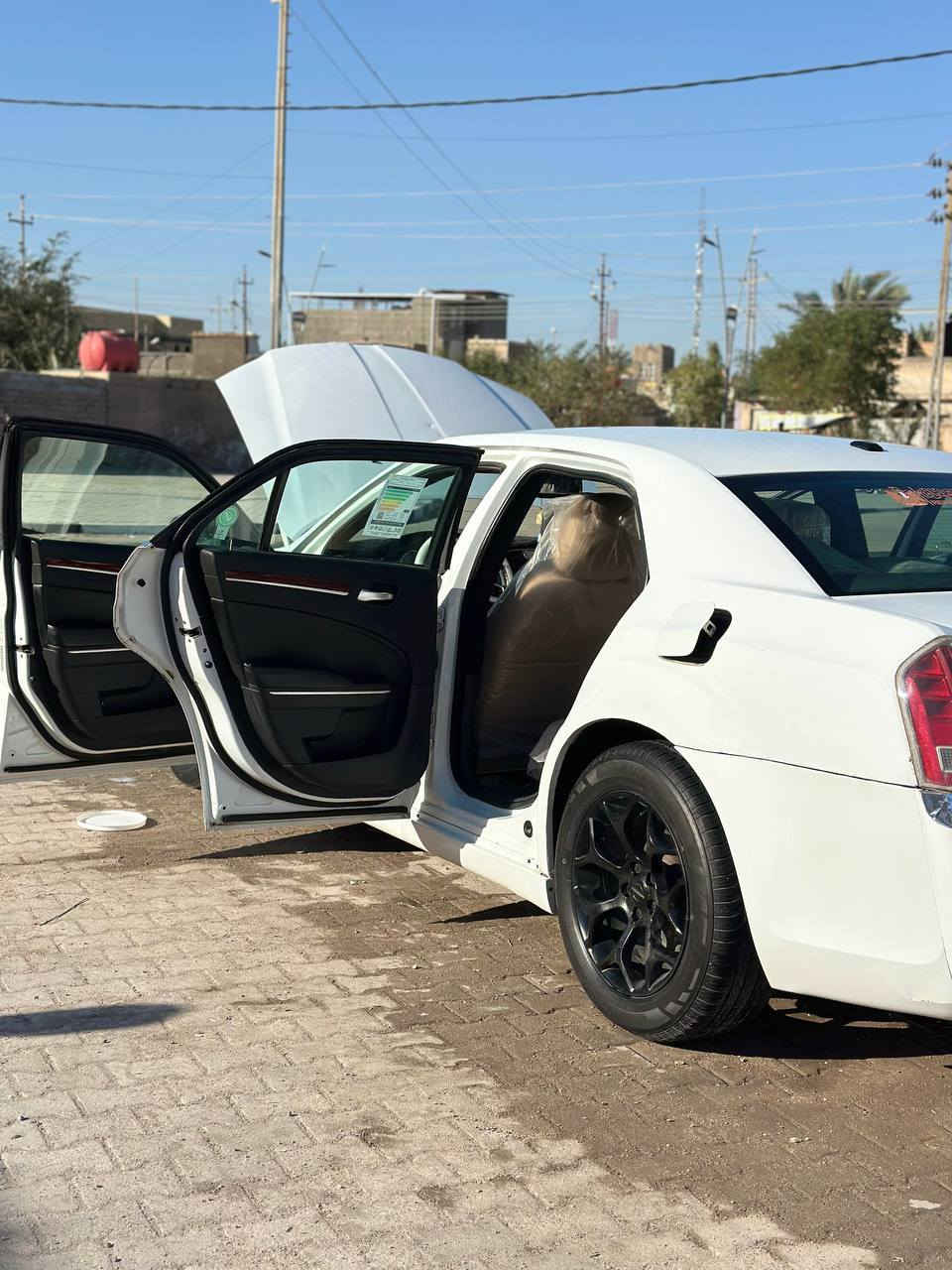 سلام عليكم من رخصت الادمن
للبيع اوبامه 2012  اصل مكينا 3600 تويل بسمي السياره سبورت فول عده الفتحه بيها 3 قطع بدون دواخل گير طياره شاشه جبيره كامره خلفيه تخم تاير حداده منضومه زنون تبريد كله جاهز السياره ماتذب عليها ربع مال جناي العنوان البصره قضاء القرنه 

السعر 148 اي ستفسار, ***********
