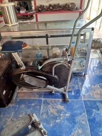 بايسكل رياضه للبيع عارضين 75,000 رقم الموبايل07723496575