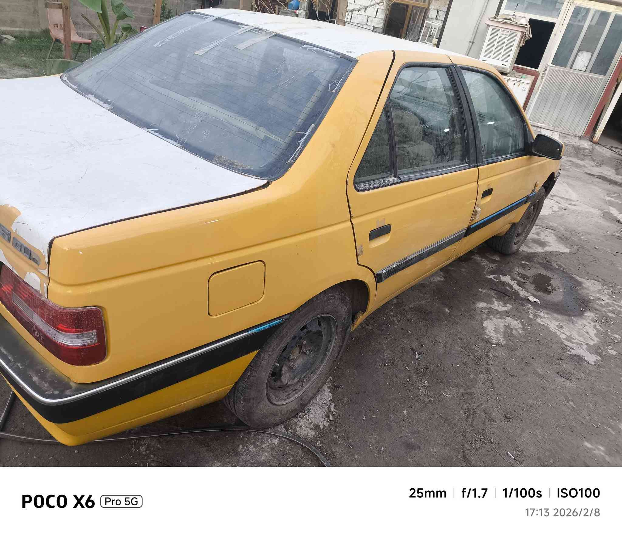 سلام عليكم بيجو لميس 2016 بيها ضربه بل جاملغ الخلفي الوره سايق امبدل وجنطه امبدله الباب الخلفي الوره سايق ماامطبك عدل السمكري مامشتغلها عدل علمود اكون صريح والباقي مكفوله كير محرك شرط دبلات خلفي جدد السعر 40 وبيها مجال السياره ابسمي بغداد الدوره *********** ومثل ما أوضح بل صور
