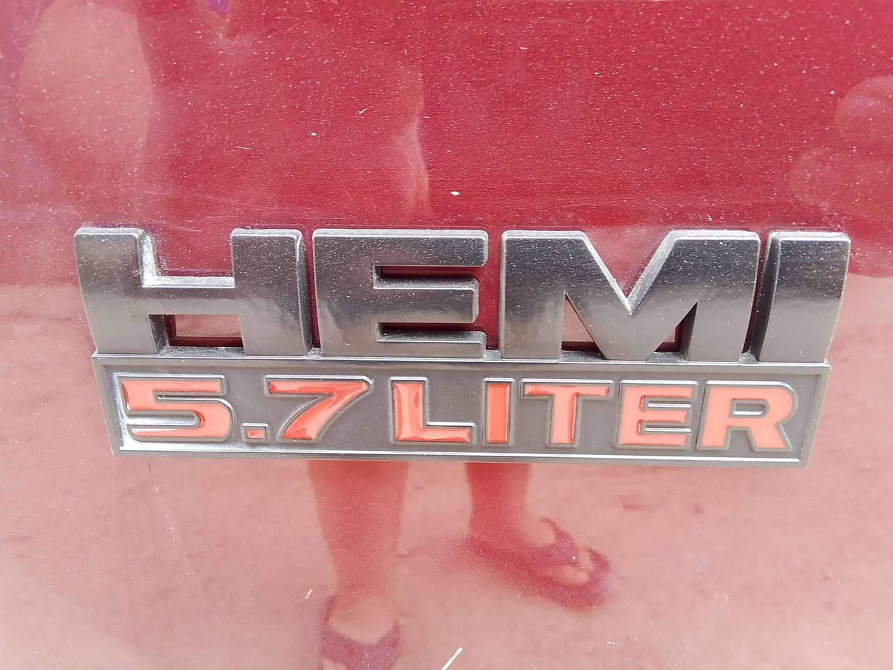 سلام عليكم دارنكو البيع مديل 20 جديدة 8 سلندر فول من عدة الفتحية رقم بغداد ؟؟ بهة جاملغ ودعامية فقط يرباك ستيرن صدر جديد تخم تاير جديد بيع ومراوس ***********
