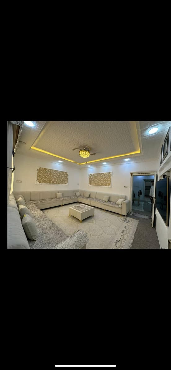 دار مضمون للبيع طابقين كامل  240 متر 

#فوك 4غرف نوم + هول +صحيات
#جوا 2 غرف نوم + مطبخين + استقبال + هول 5*10
الدار سقوف مغربي وثانوي

كركوك أسكان موقعه جدا حلو فول خدمات

سعر 125 وبي مجال

للأستفسار *********** أو *********** أو زيارة المكتب آرو
