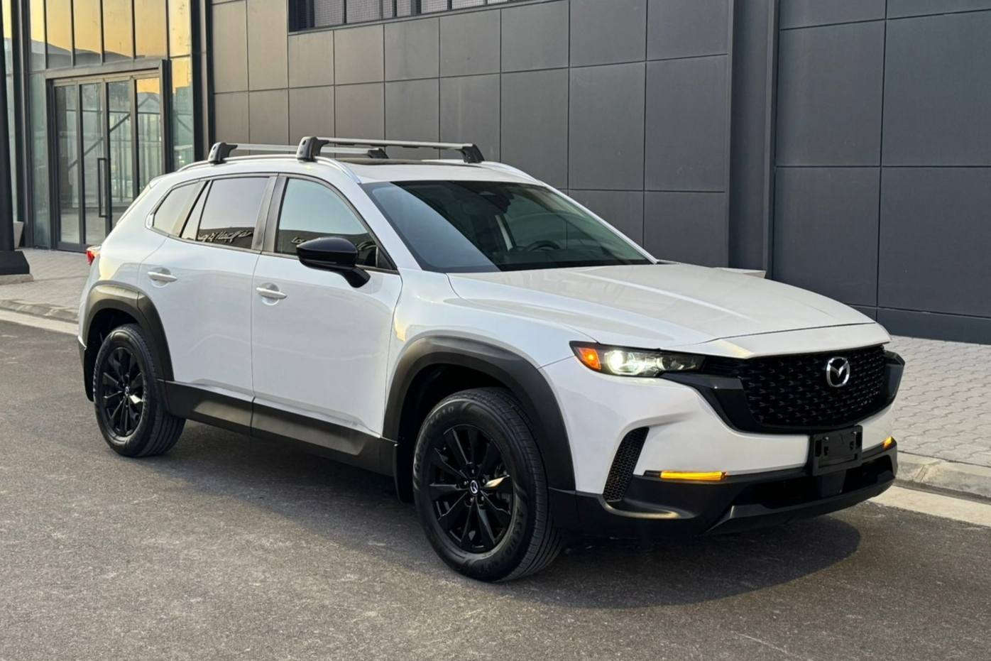 مازدا CX-50 مۆدیل 2025 مواسەفات 2.5 S PREMIUM PACKAGE 
بى بوياخ 
17 هه زار روشتوه 
دو به له ساردى هه يه 
رسمى ده عم دانراوه 
ايرباكى يه شان ته قيوه گوراوه به شه ريكه 
ژماره كاتيه 

سـعـر : لە کۆمێنت داوابکە ڕاستەوخۆ بۆت دێت 📥 

گێر و مەکیەنەی بەشەرت 
هیچ کێشەیەکی تێدا نییە 

ژمارەی خاوەنەکەی 
***********
