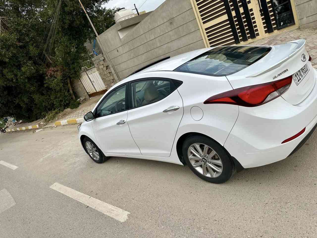 السلام عليكم 

النترا موديل 2015 خليجي فول 
رقم بغداد الدولي  ب اسمي قبل سبوع سويته سنويه ل2031

(كفاله عدا باردين بسيطات كلش)

فتحه 
شاشه جبيره 
قطعتين تبريد
مري شفط 
اشاير ب المري 
لدات اماميه 
كامره خلفيه دواره 

ماشيه (١٣٣) حقيقي

سياره نضيفه كلش وعليها ادامه وتخم تاير وارضيه مدوشمه جلد والكشنات 

للاستفسار ***********
