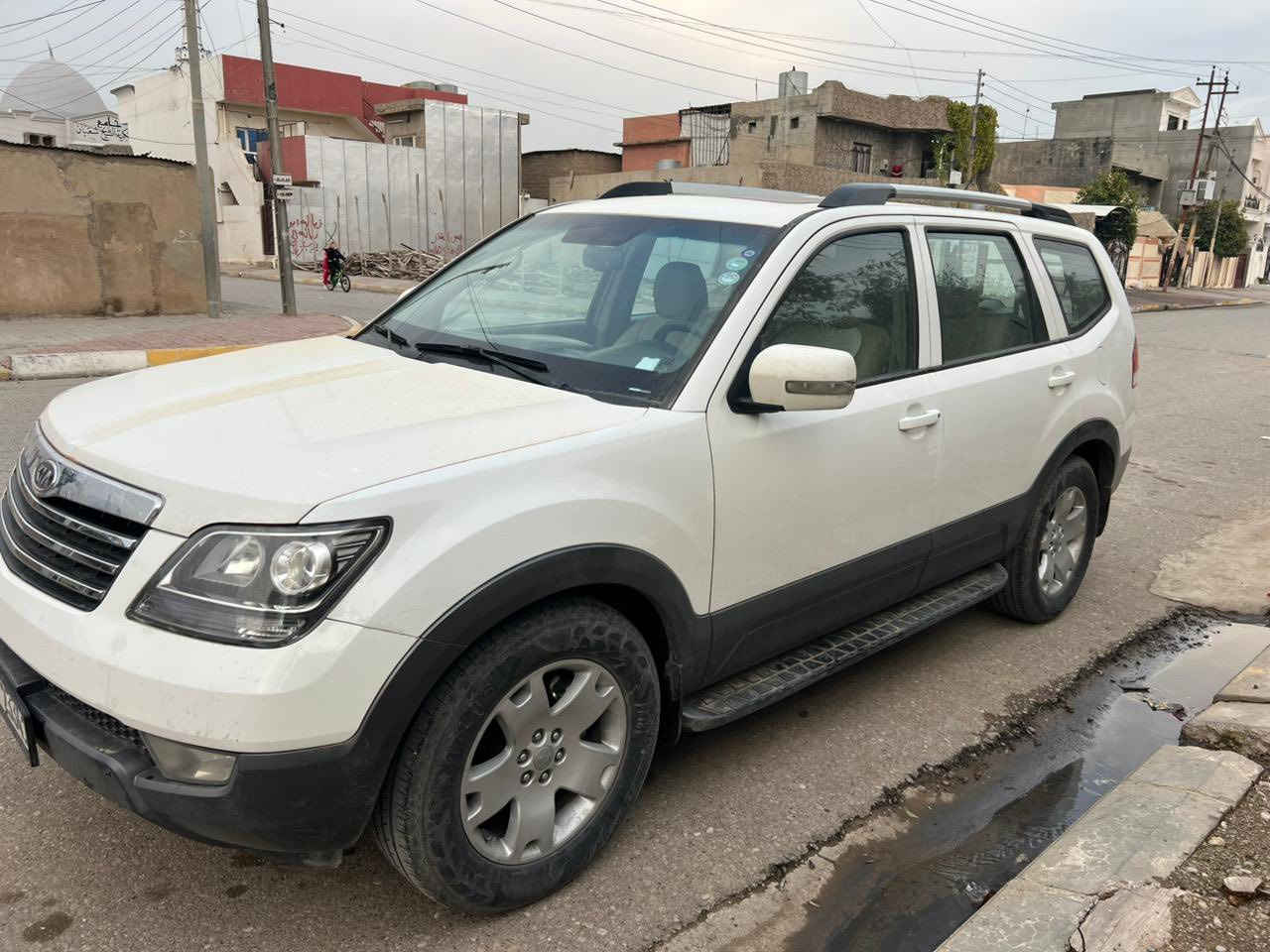 سلام عليكم موهافي للبيع صبغ شبر واحد وره جوه بك لايت بس موديل ٢٠١٢ رقم اربيل شرط تحويل كير مكينه مابي عيب مكفول مكان سياره كركوك 
***********
