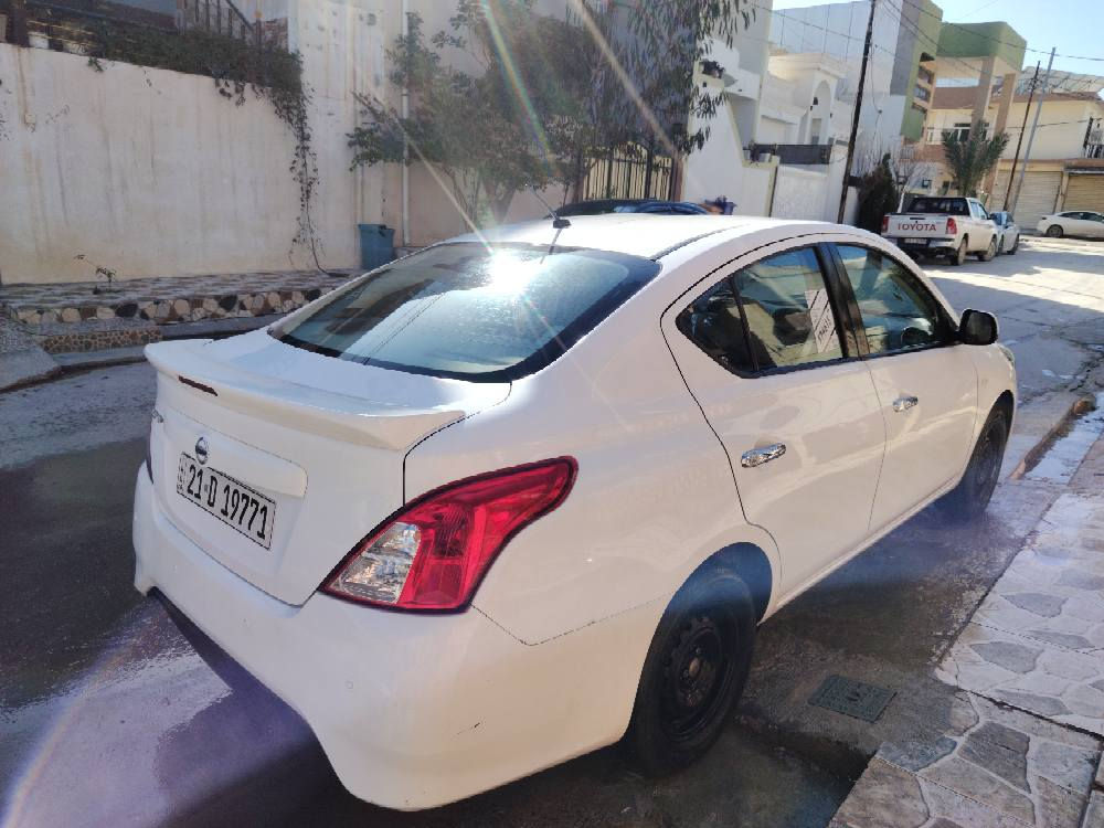 سلام عليكم...
نيسان صني للبيع موديل 2020 السيارة على وضع شركة  بيها فقط شبر تعديل بارد بالجامرلغ الخلفي والباقي مكفول💯
 السيارة بأسمي وبيها كوبون بانزين ⛽. 
عنوان كركوك ***********📞
 سعر 113$ ومجال كركوك, العراق
