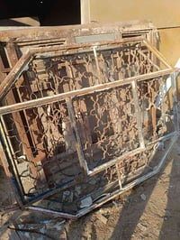 كنتور خشب • باب حديد • همر كهربائي