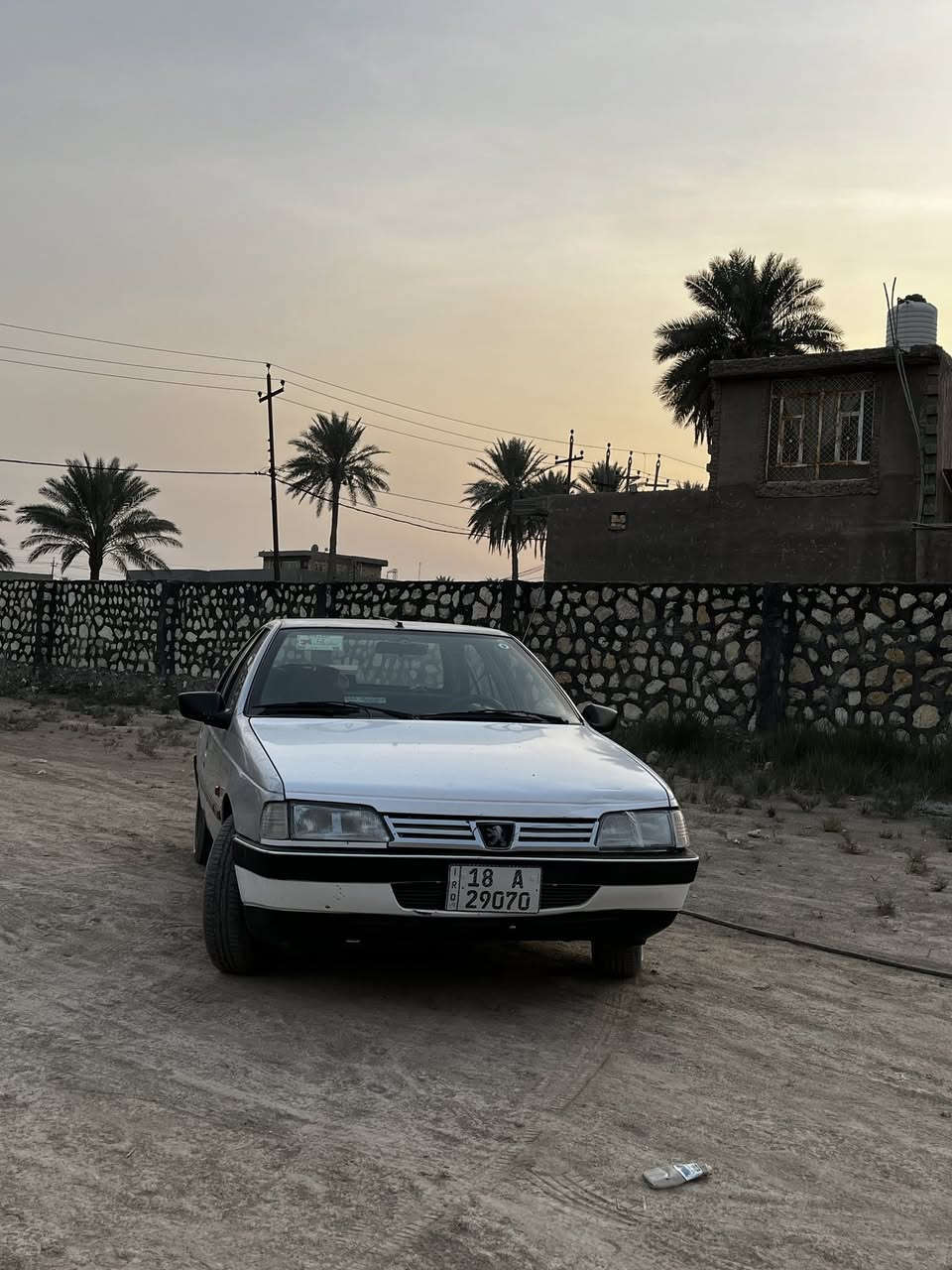 السلام عليكم بيجو 2012 405 مبدل بنيد وجاملغ مكينه كير جديدات كلشي شغال بيها تبريد تدفئه سعرها 41 وبيها مجال ***********
