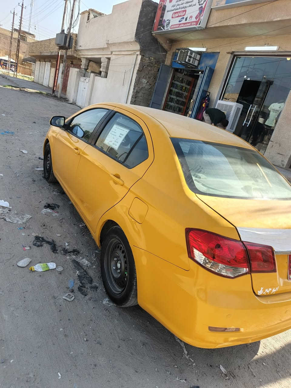 فولكس ٢٠١١ سيارة بلادية مابيها ضربة تخم تاير جديد صدر امامي خلفي جديد دوشمة عامة مصبوغة عام للجمالية 
رقم بغداد ب48 وبيها مجال تاجي سبع البور ***********
