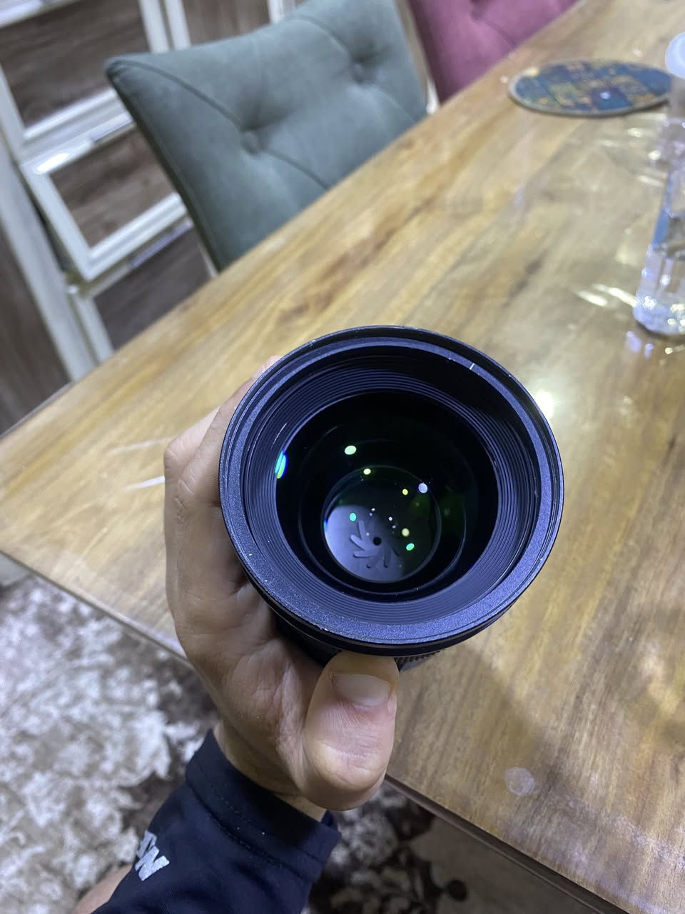 عدسه سوني SIGMA ب ٥٠٠ الف و بيهه مجال بسيط ،    SIGMA 50mm /f1.4    
العدسه طاحت مني و صارت بيهه خلخله مثل ما موضح بالفيديو ، العدسه تصور و الاوتوفوكس شغال
واتساب : ***********
